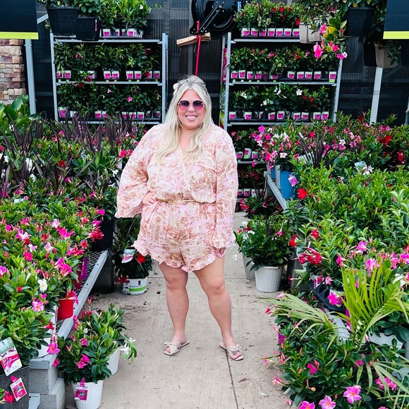 Pants - Pink ruffle romper